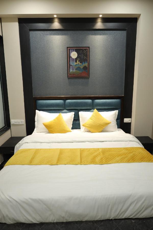 Hotel The Bell Ludhiana Exterior foto